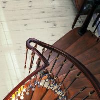 LAKÓTÉR (ajtó, lambéria, tartóoszlop és gerenda)